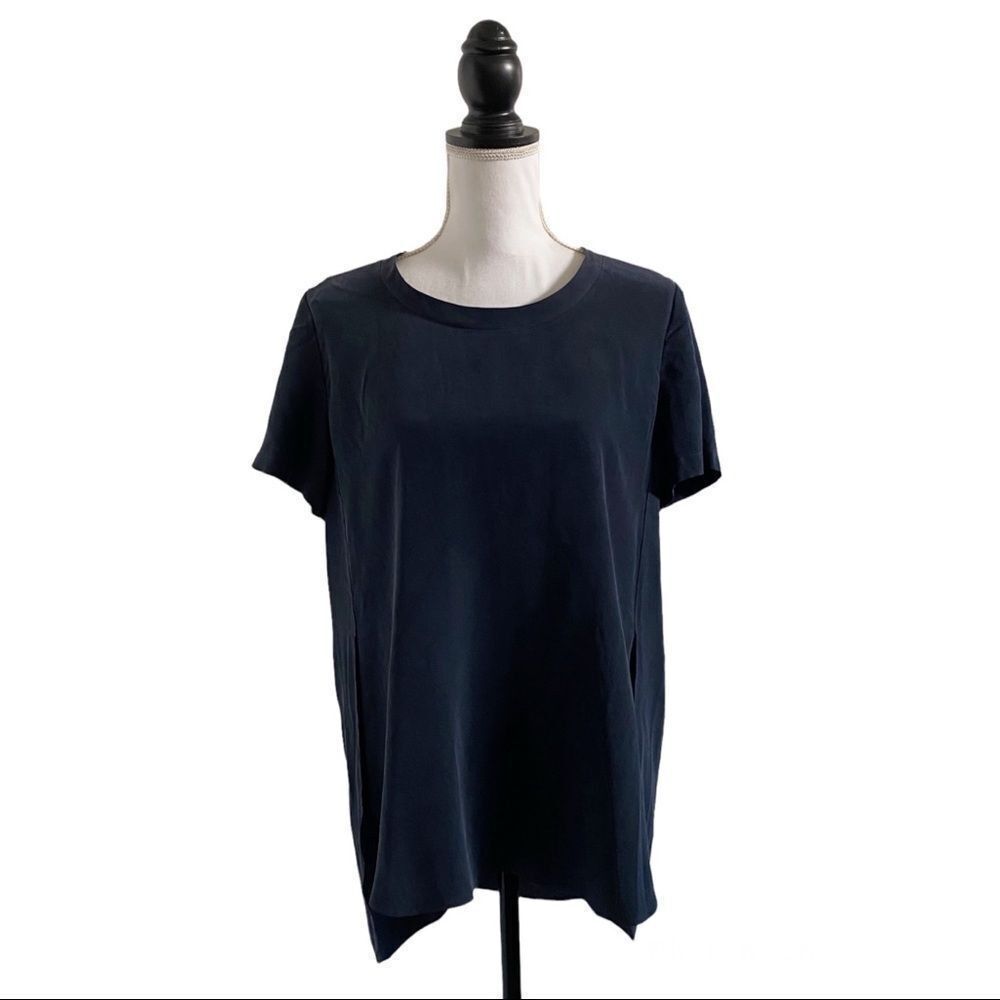 Orvis Silk Tunic Top Short Sleeve Navy Blue Women’s Size Medium 10/12